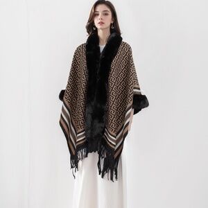 DEVORAH'S SECRET Black Faux Fur Shawl